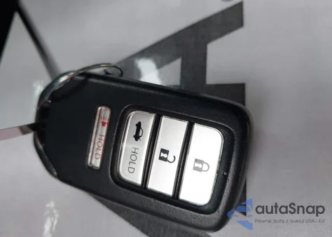 2021 Honda Accord Lx z USA, uszkodzony, nr VIN 1HGCV1F17MA010384